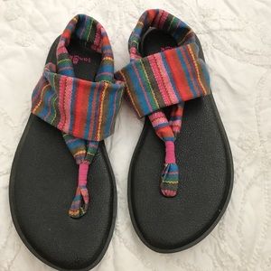 Sanuk yoga mat sandal